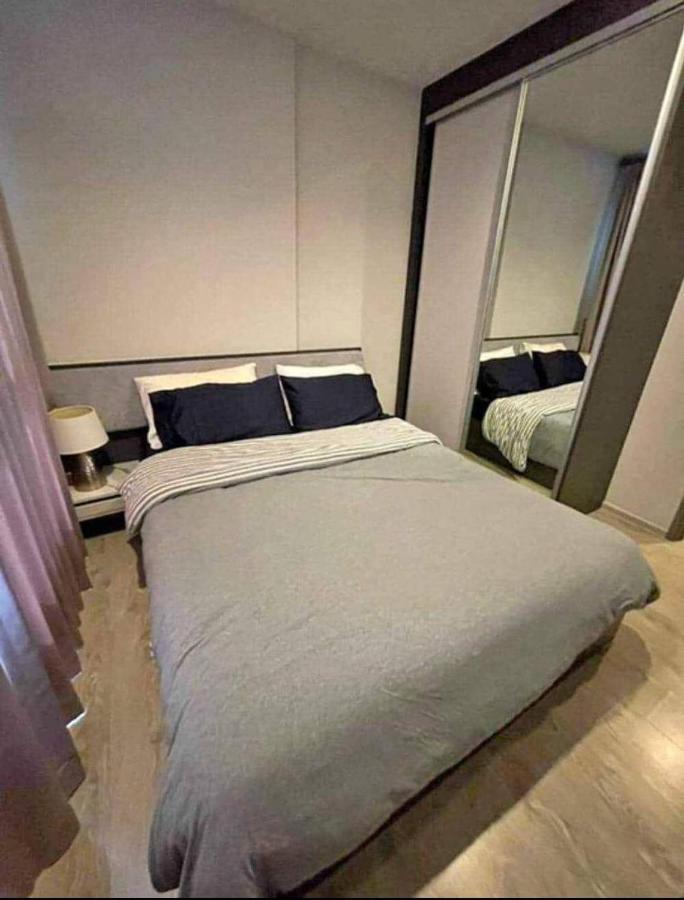 The Base Central High Floor Sea View Apartment *