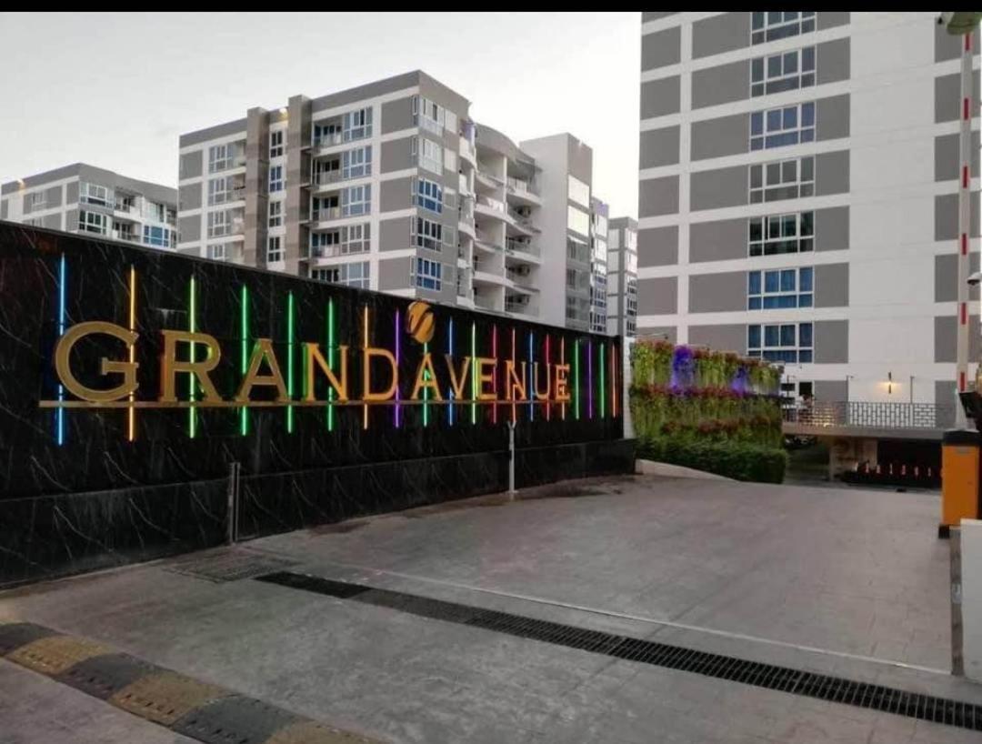 Central Grand Avenue 2 Bedroom Pattaya