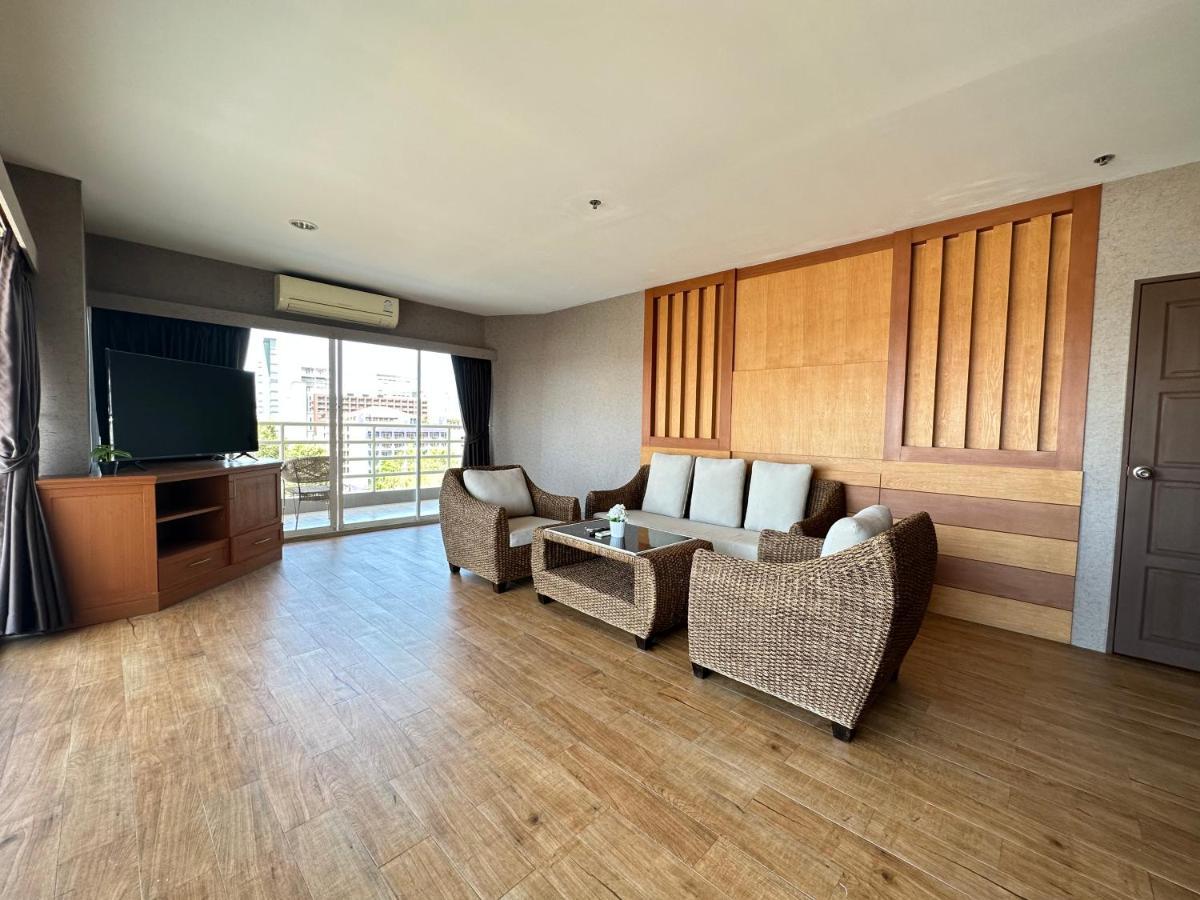 Apartment View Talay6 By Blue Ocean