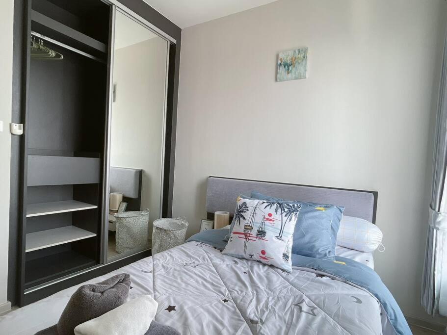 The Base 2bed King&queen Sky Seaview & Infinity Pool Apartment