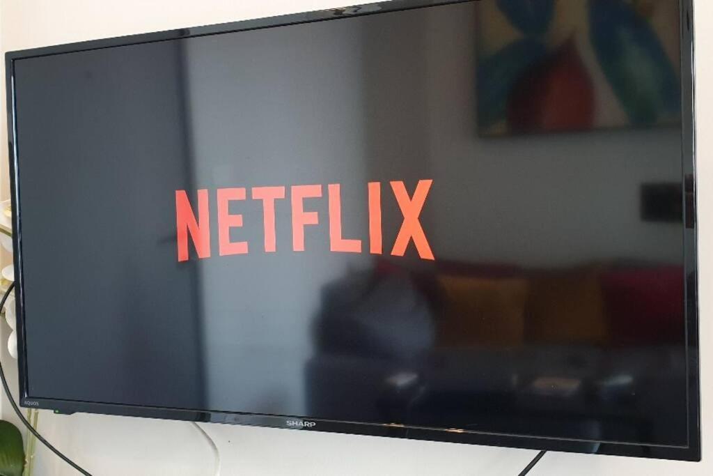 Apartment Base Quiet King-bed With Infinity Pool & Free Netflix! *