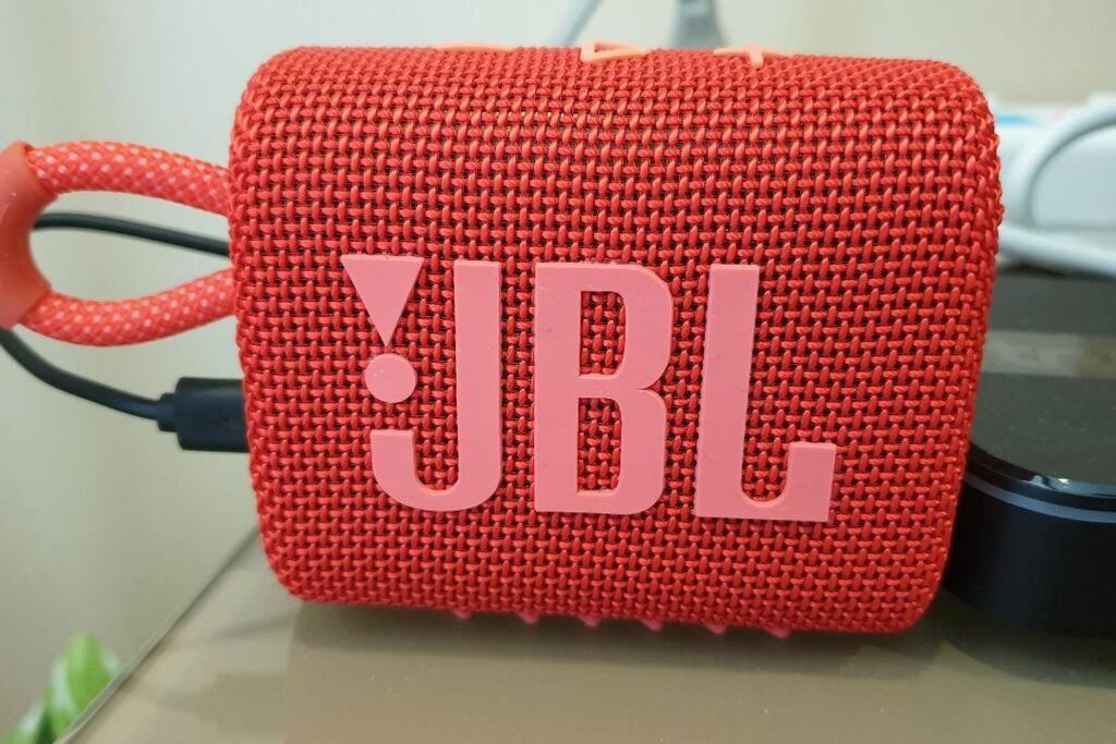 Base Quiet King-bed With Infinity Pool & Free Netflix! Apartment Pattaya