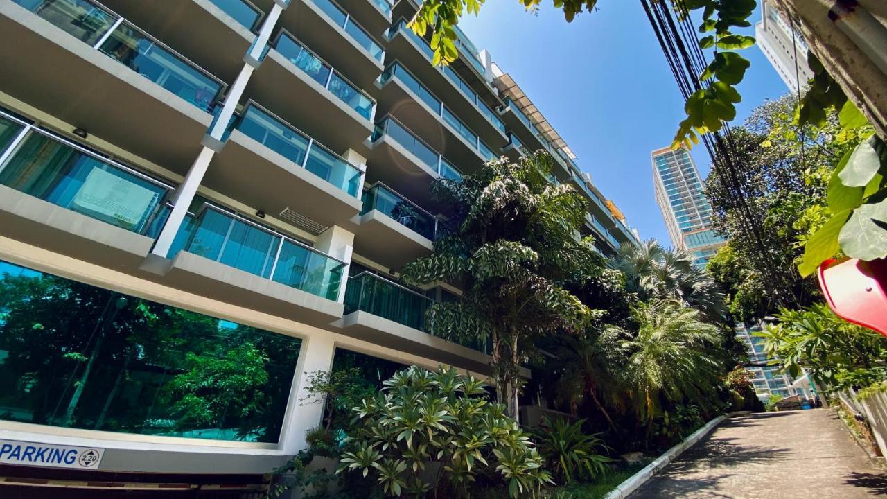 Laguna Heights Apartment *