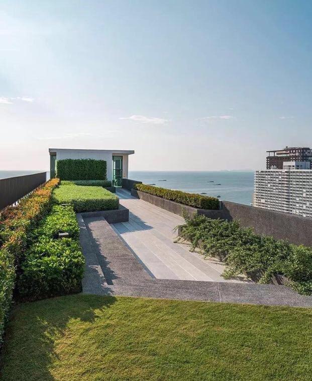 The Base 市中心海边近步行街和商场的一卧室公寓 Apartment Pattaya