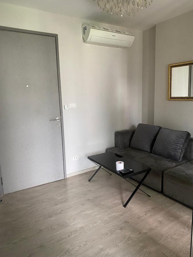 The Base 市中心海边近步行街和商场的一卧室公寓 Apartment *