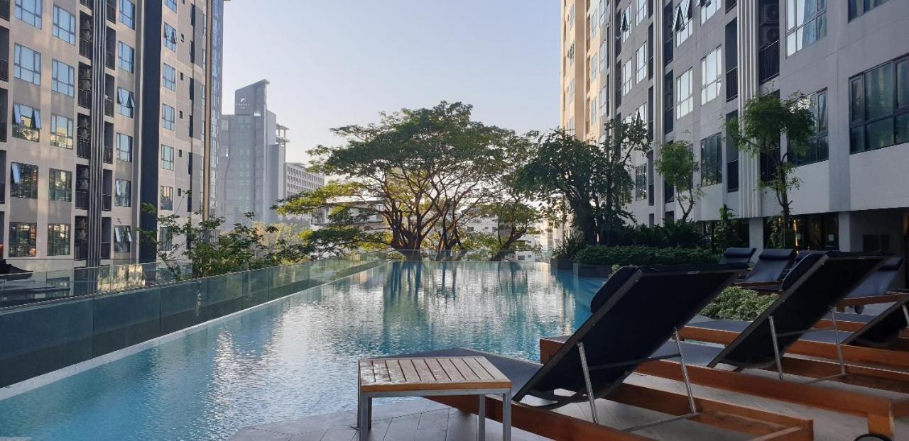 Base 2bed King&queen With Infinity Pool & Free Netflix!