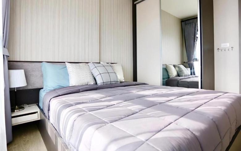 Apartment Base Quiet King-bed With Infinity Pool & Free Netflix! Pattaya
