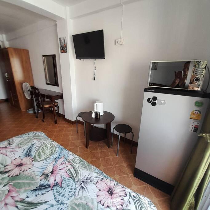Niran Grand A4f Apartment