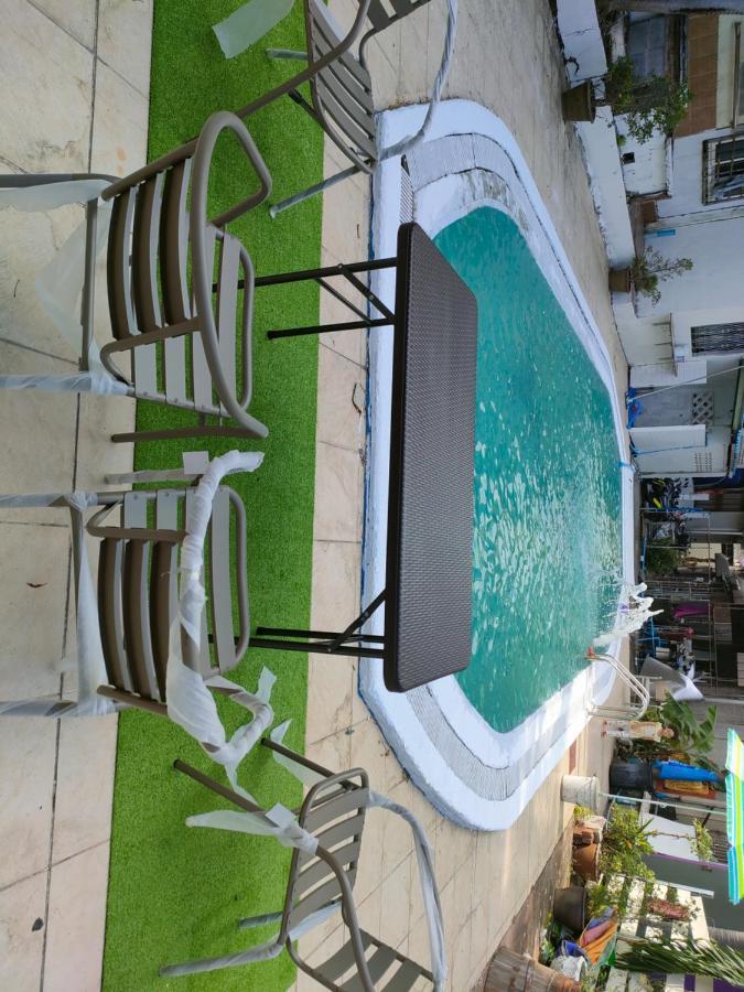 Julee Thai Smile Group Apartment *