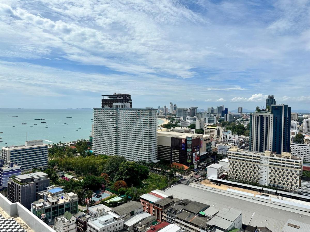 Location With Swimming Pool, Gym, Sauna, Washing Mashine, Fast Internet In Of Pattaya