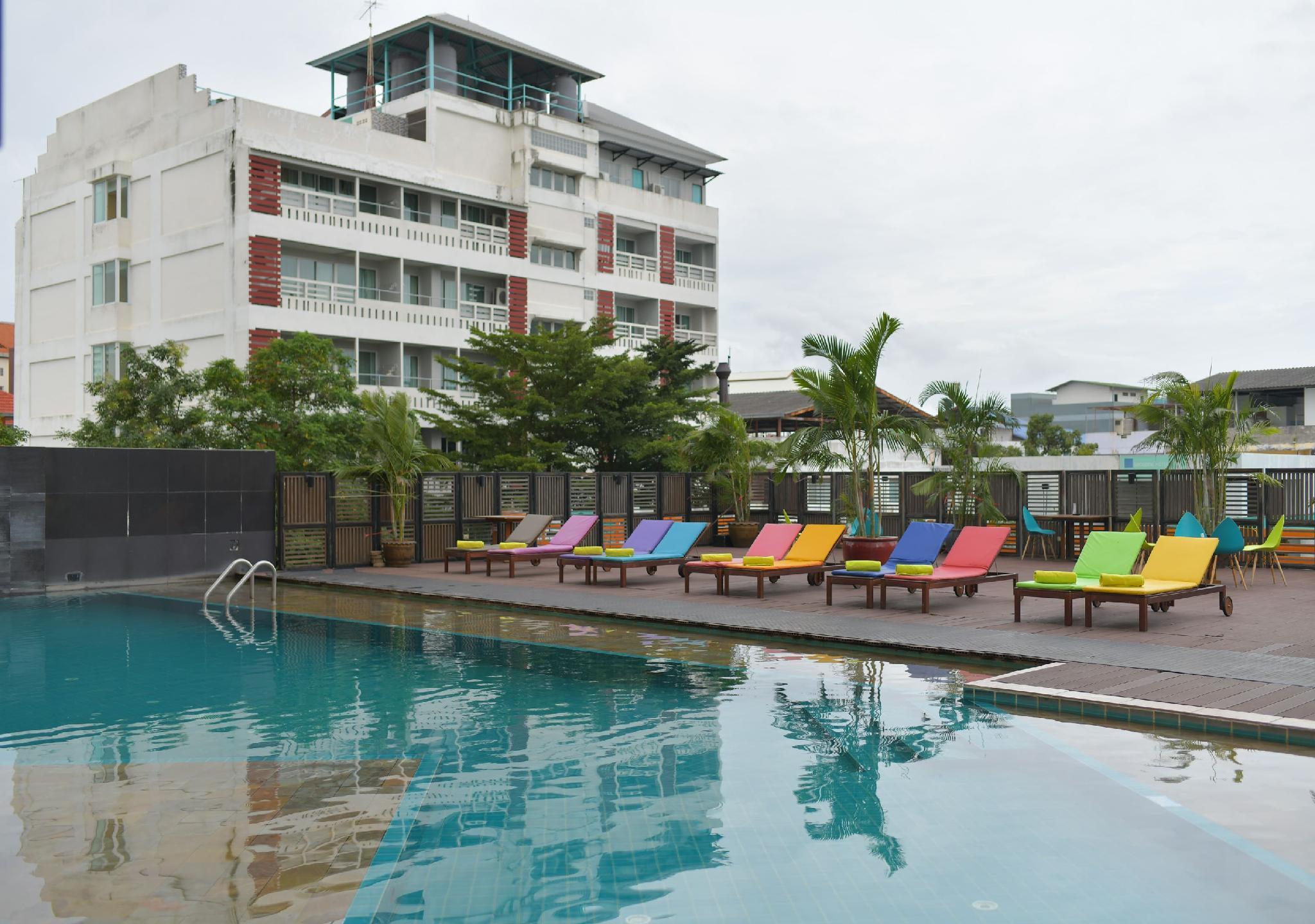Hotel The Seasons - Sha Certified 4*