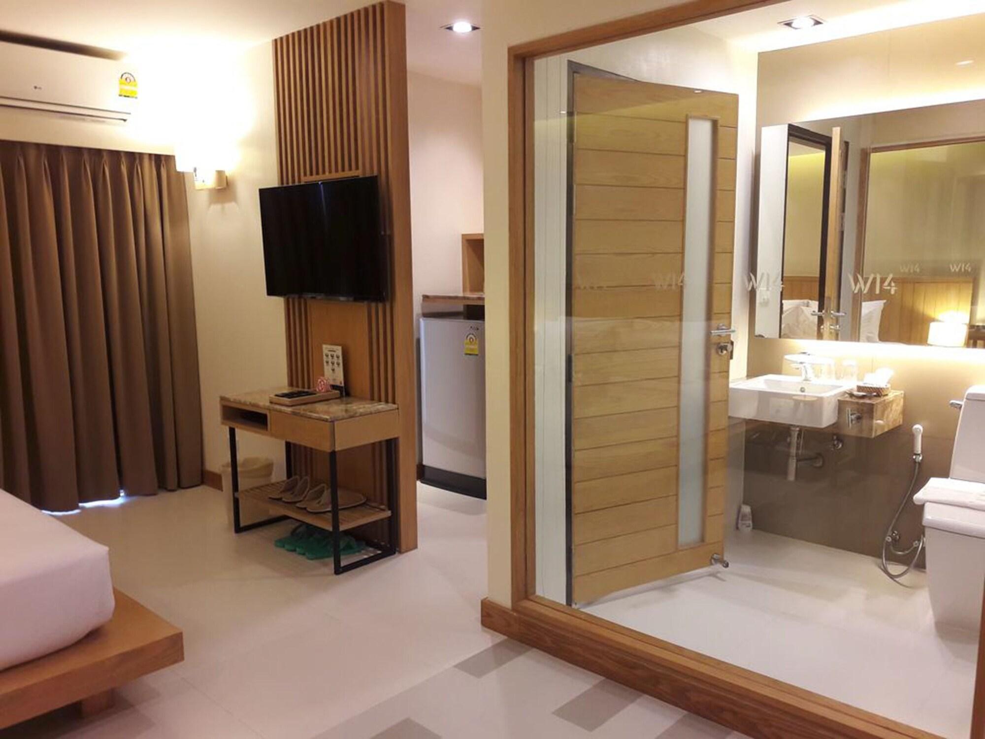 W14 Hotel 3*