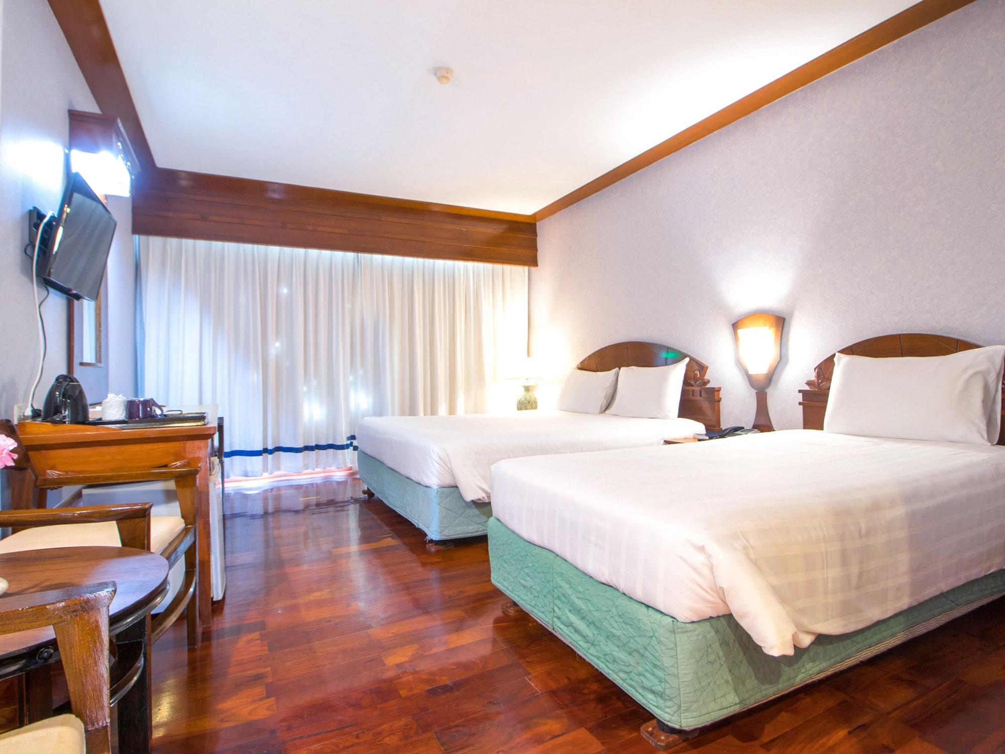 Resort Garden Sea View Pattaya