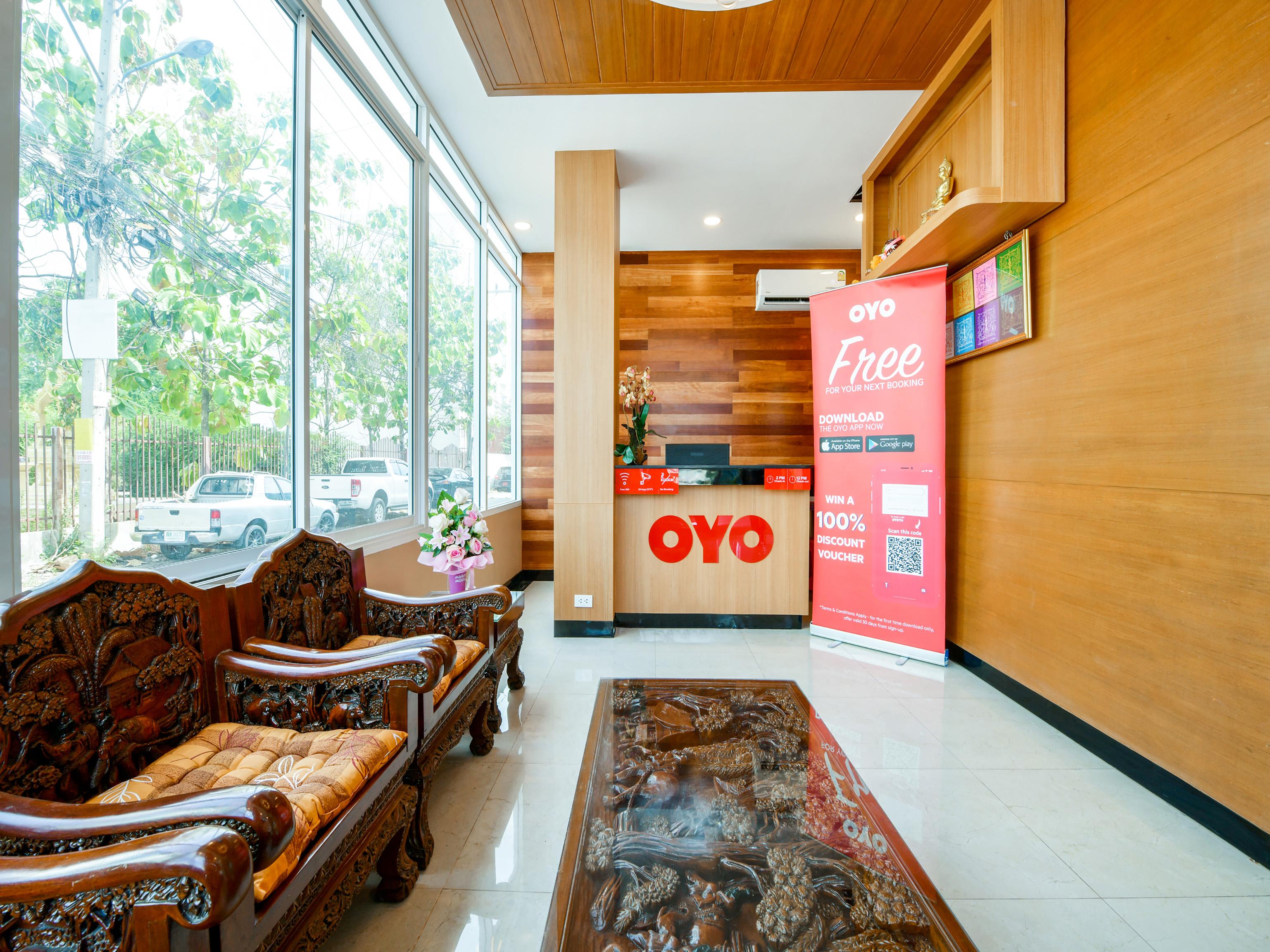 Hotel Super Oyo 458 Nakorn Siam Boutique 2*