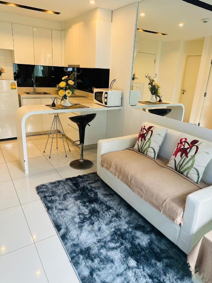 Center View Apartment *