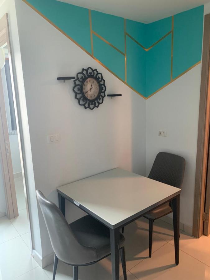 Apartment High Floor Arcadia: Pool View Near Walking Street Pattaya