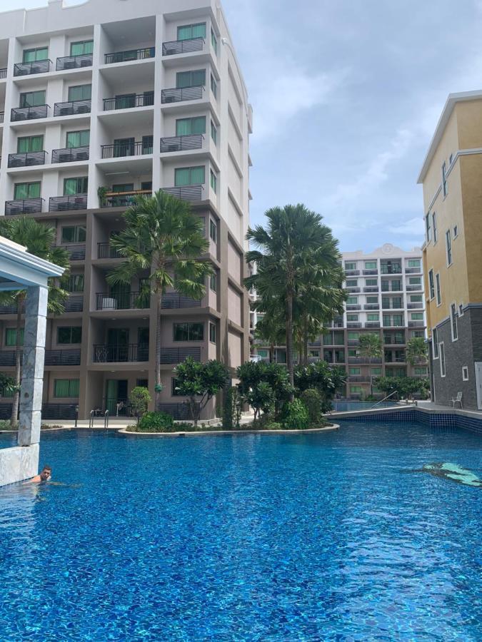 High Floor Arcadia: Pool View Near Walking Street * Pattaya