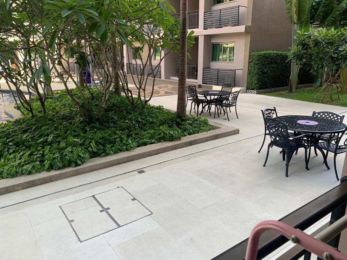 C1a1步行街附近 豪华公寓 1楼直通泳池arcadia 高速网络智能电视 Apartment Pattaya
