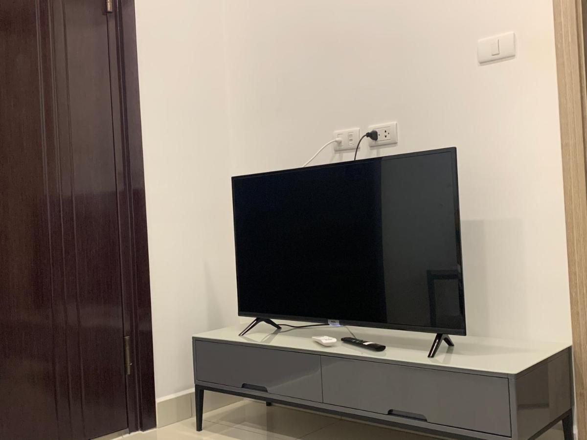 Apartment C1a1步行街附近 豪华公寓 1楼直通泳池arcadia 高速网络智能电视 Pattaya