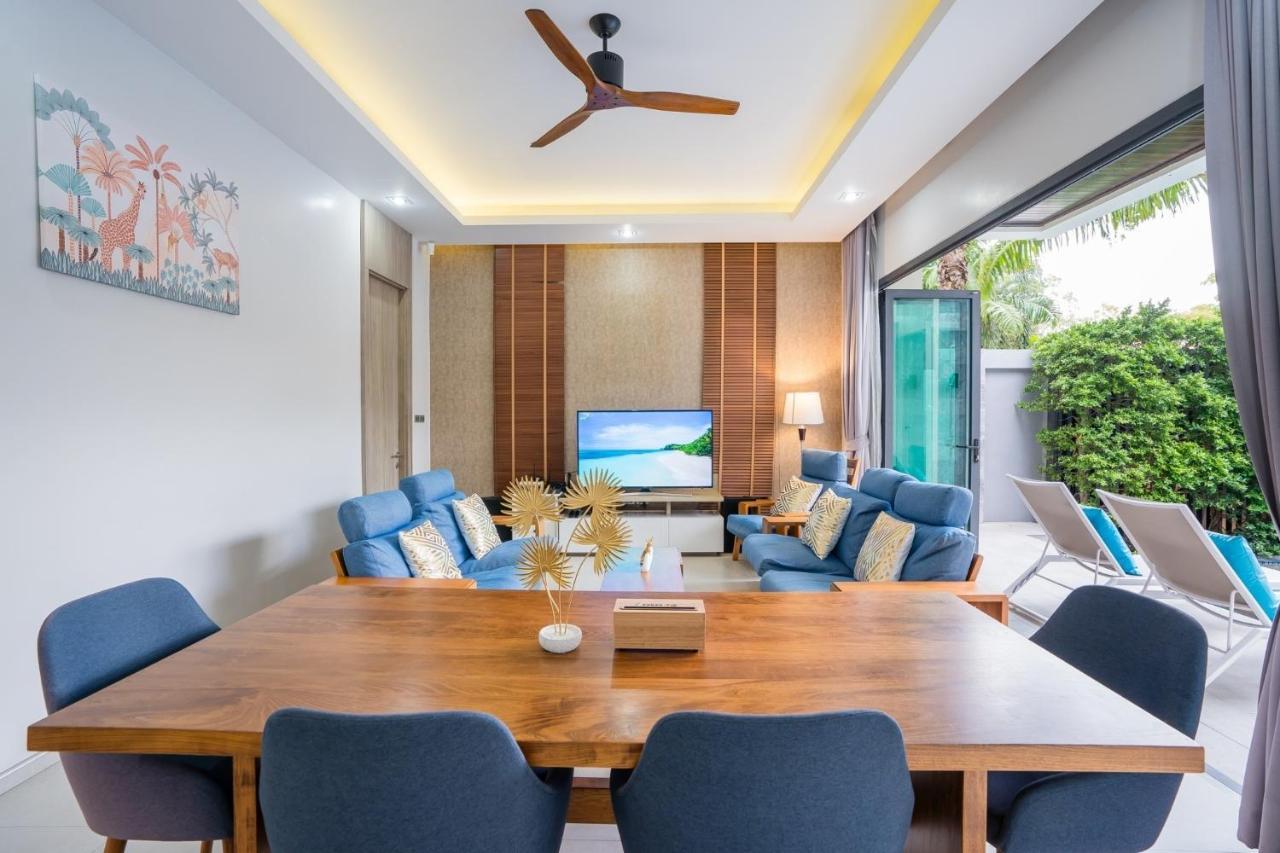 Hollywood Luxury Poolvilla Walking Street 4 Bedrooms Pattaya