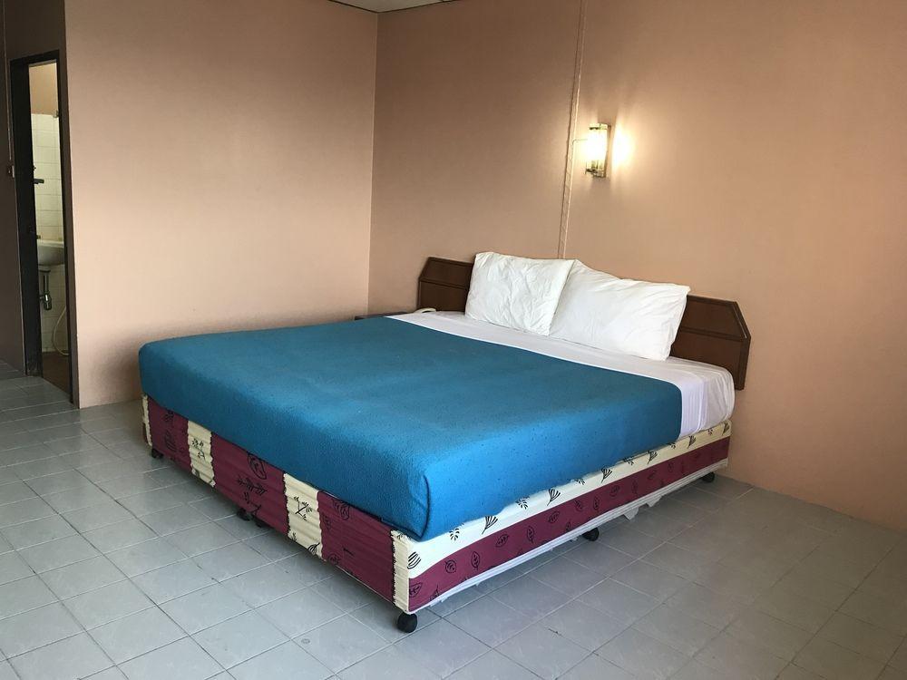 Hotel 7 Days Premium Pattaya