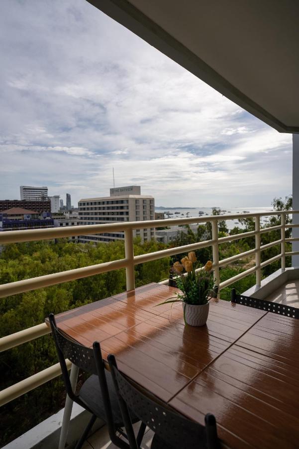 Walking Street Side View Talay 6 Apartamento Pattaya