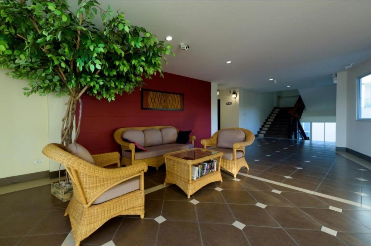 The Hideaway By Rosewood Hotel