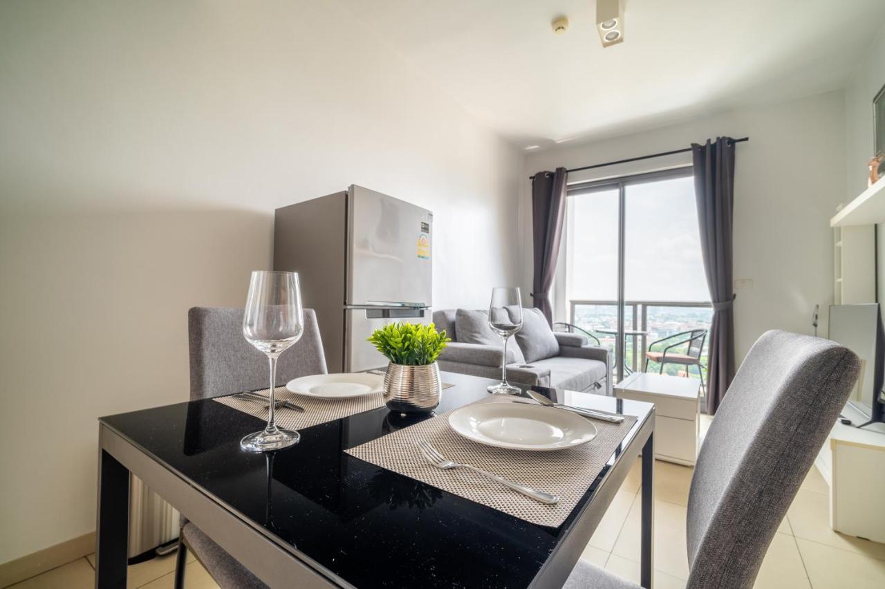 Unixx By Chris Pattaya