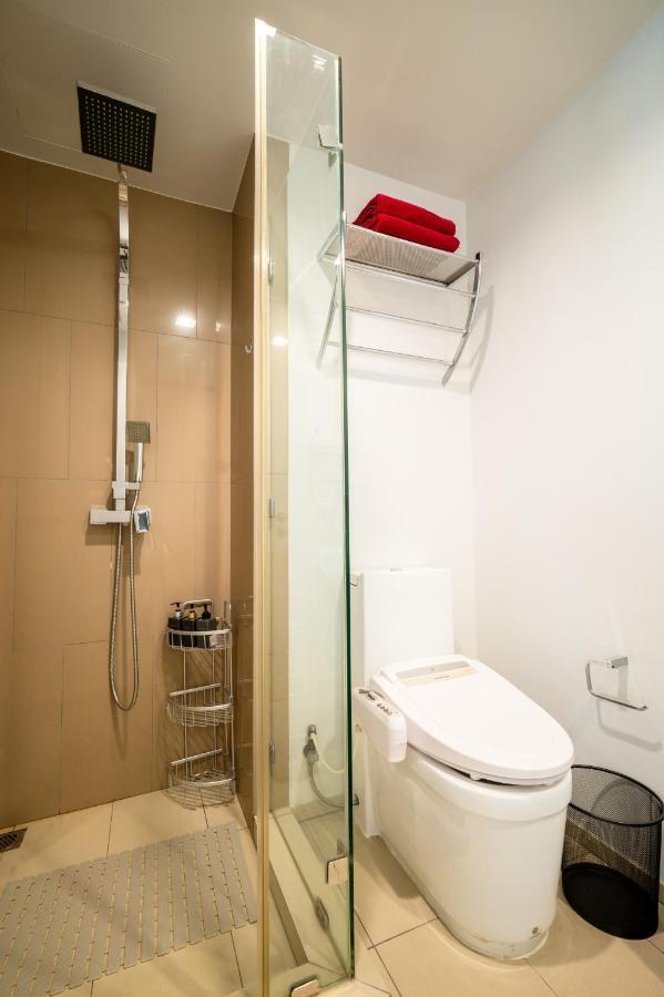 Unixx By Chris Pattaya