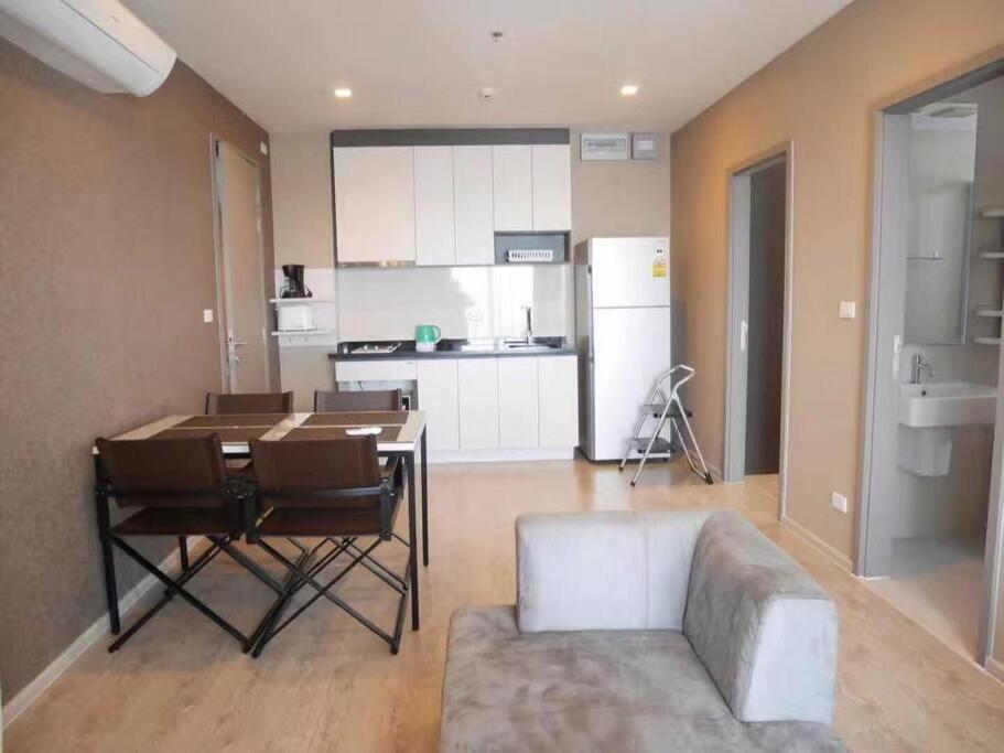 海景2居室芭堤雅市区the Base网红无边泳池紧邻中央商场 * Pattaya