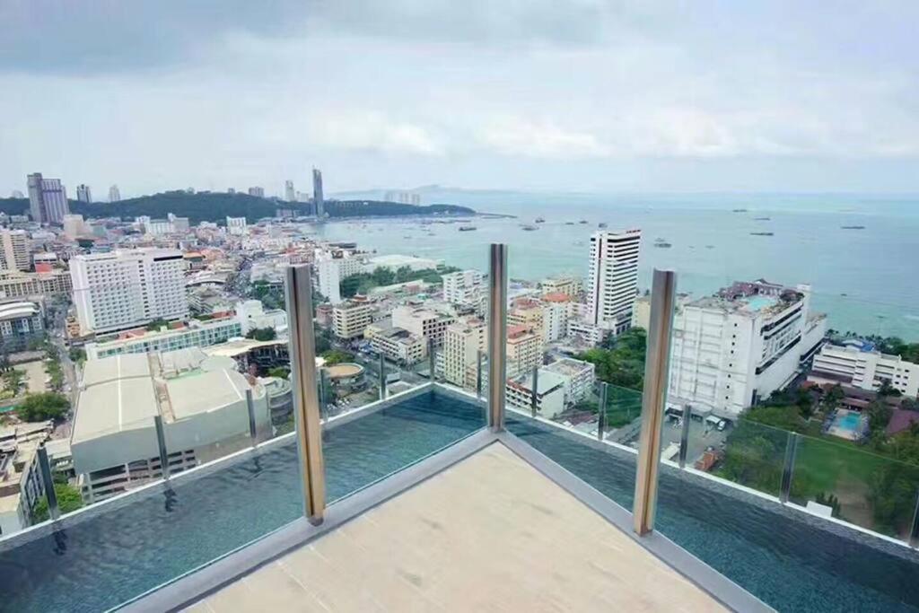 海景2居室芭堤雅市区the Base网红无边泳池紧邻中央商场 Apartment Pattaya