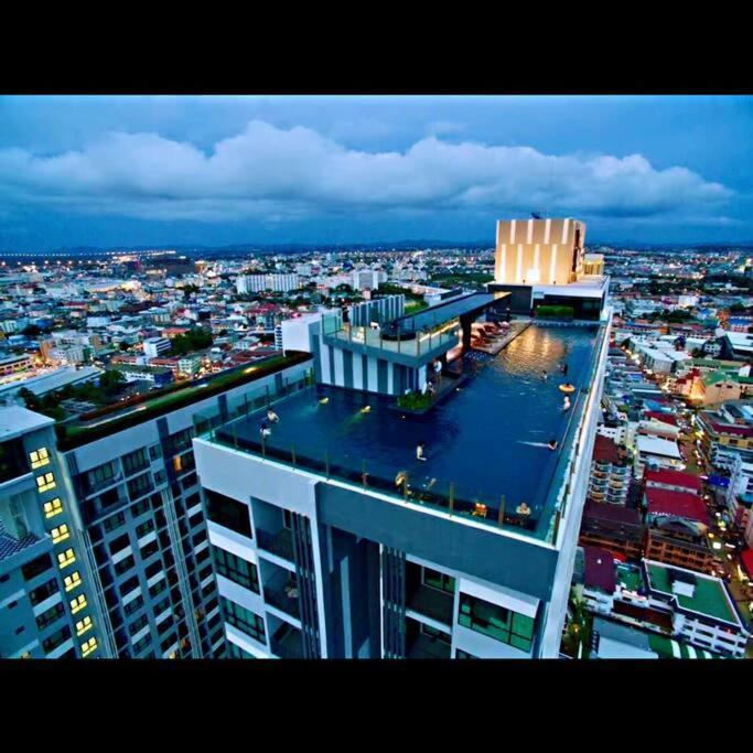 Apartment 海景2居室芭堤雅市区the Base网红无边泳池紧邻中央商场