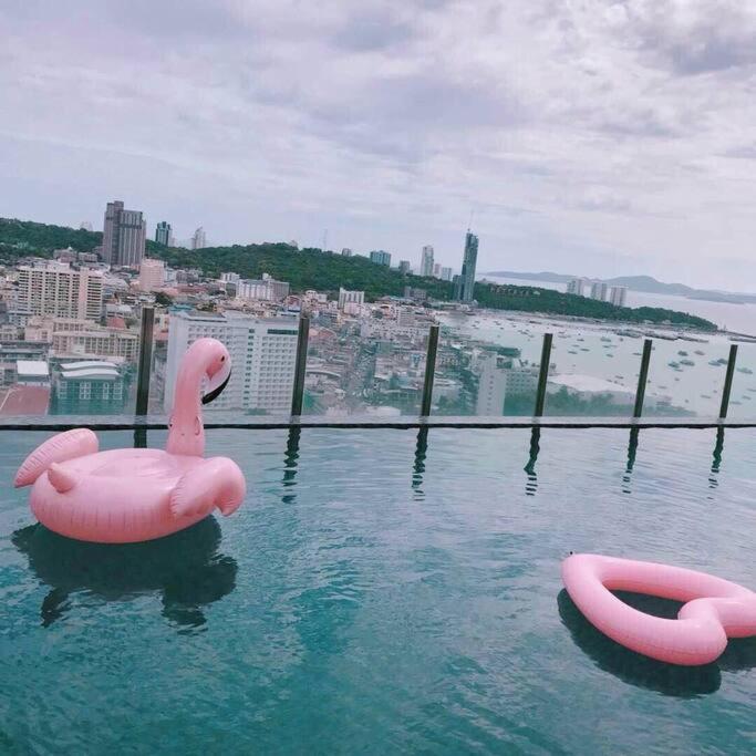 海景2居室芭堤雅市区the Base网红无边泳池紧邻中央商场 Apartment