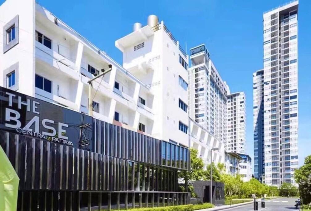 海景2居室芭堤雅市区the Base网红无边泳池紧邻中央商场 *