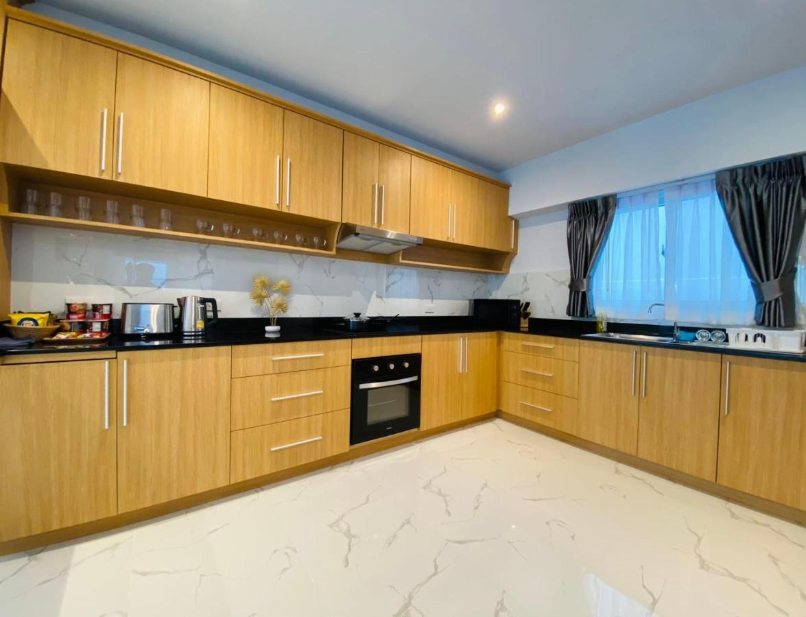 Villa Aura 5卧独栋泳池别墅近步行街walking St. *