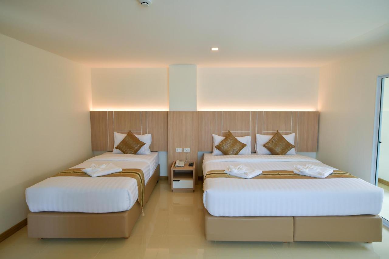 Iris Palace Pattaya
