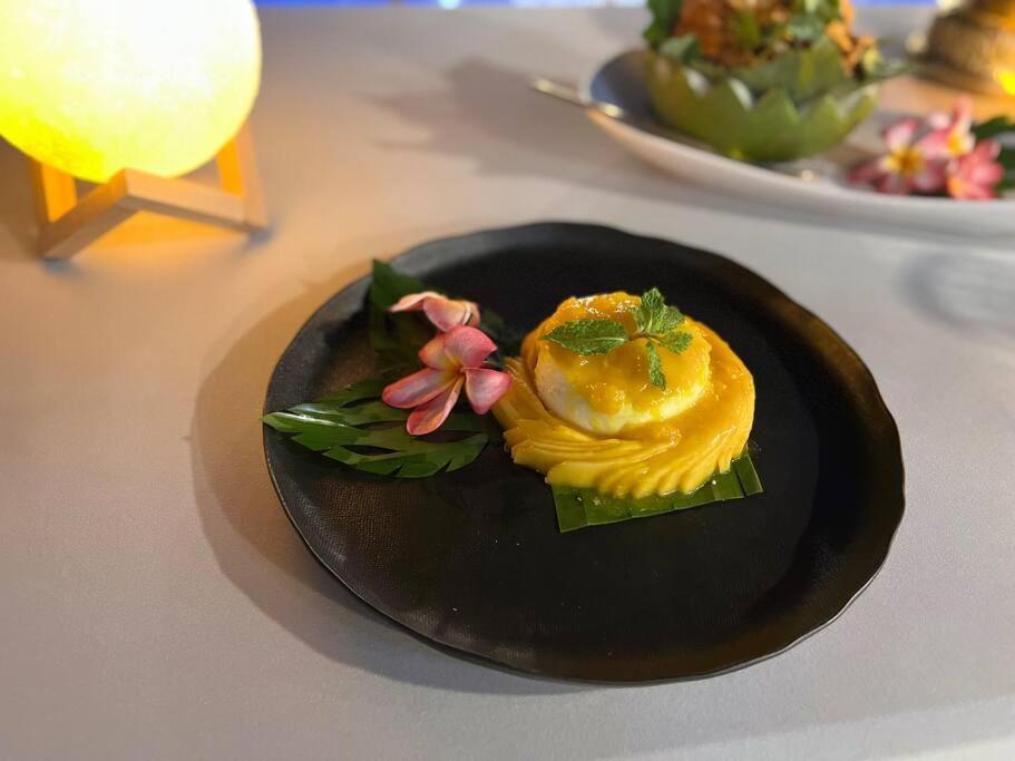 芭堤雅棕榈泉8卧豪华泳池别墅 * Pattaya