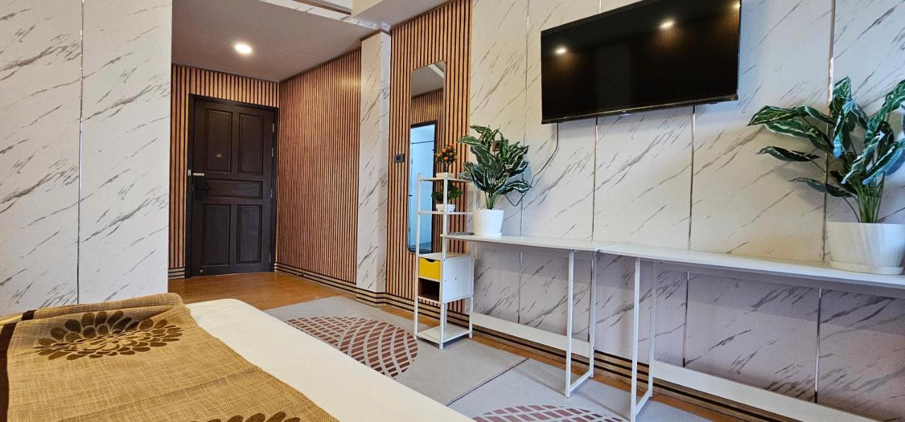 Xcess Aparthotel Pattaya