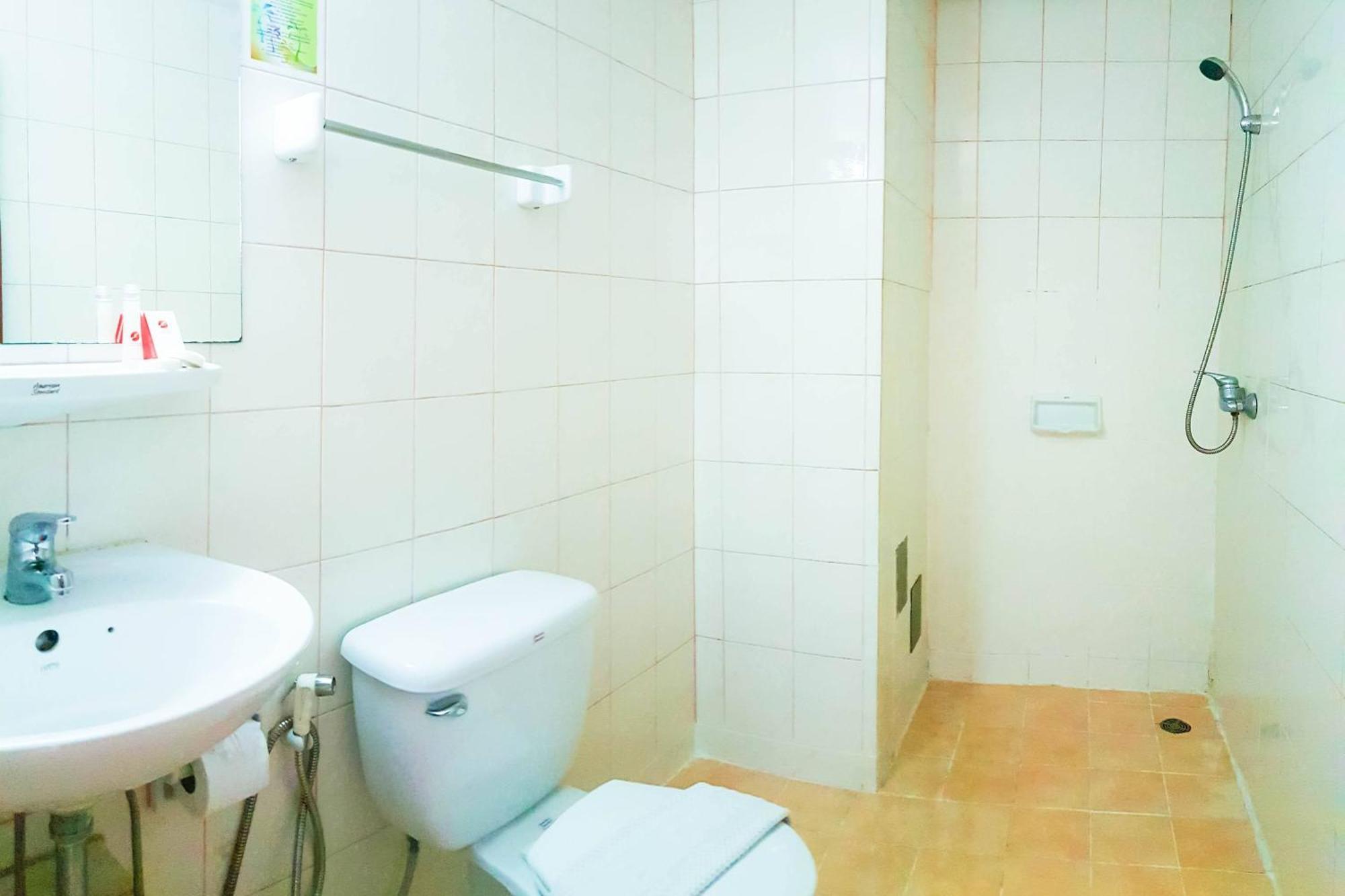 Eastiny Bella Vista Hotel 2*
