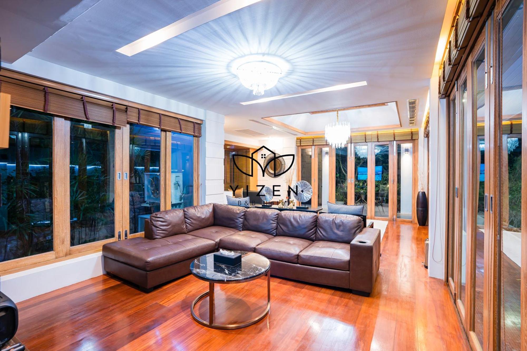Vila Yizen Beachfront Seaview