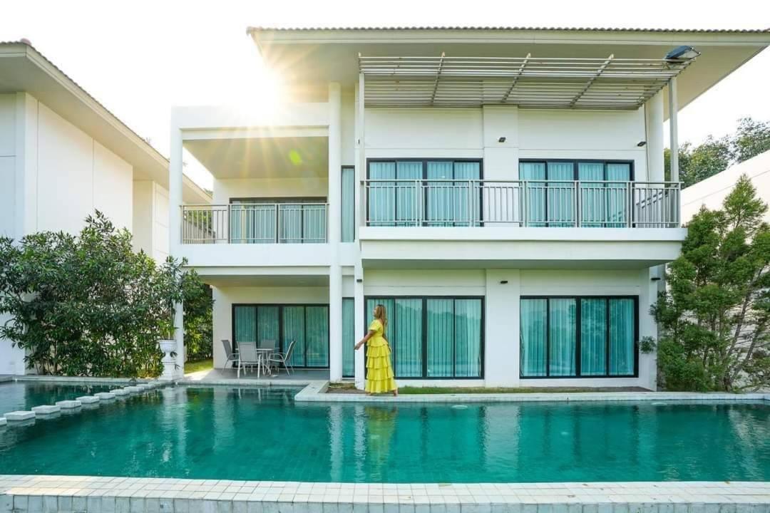 Viva Montane Hotel 4*