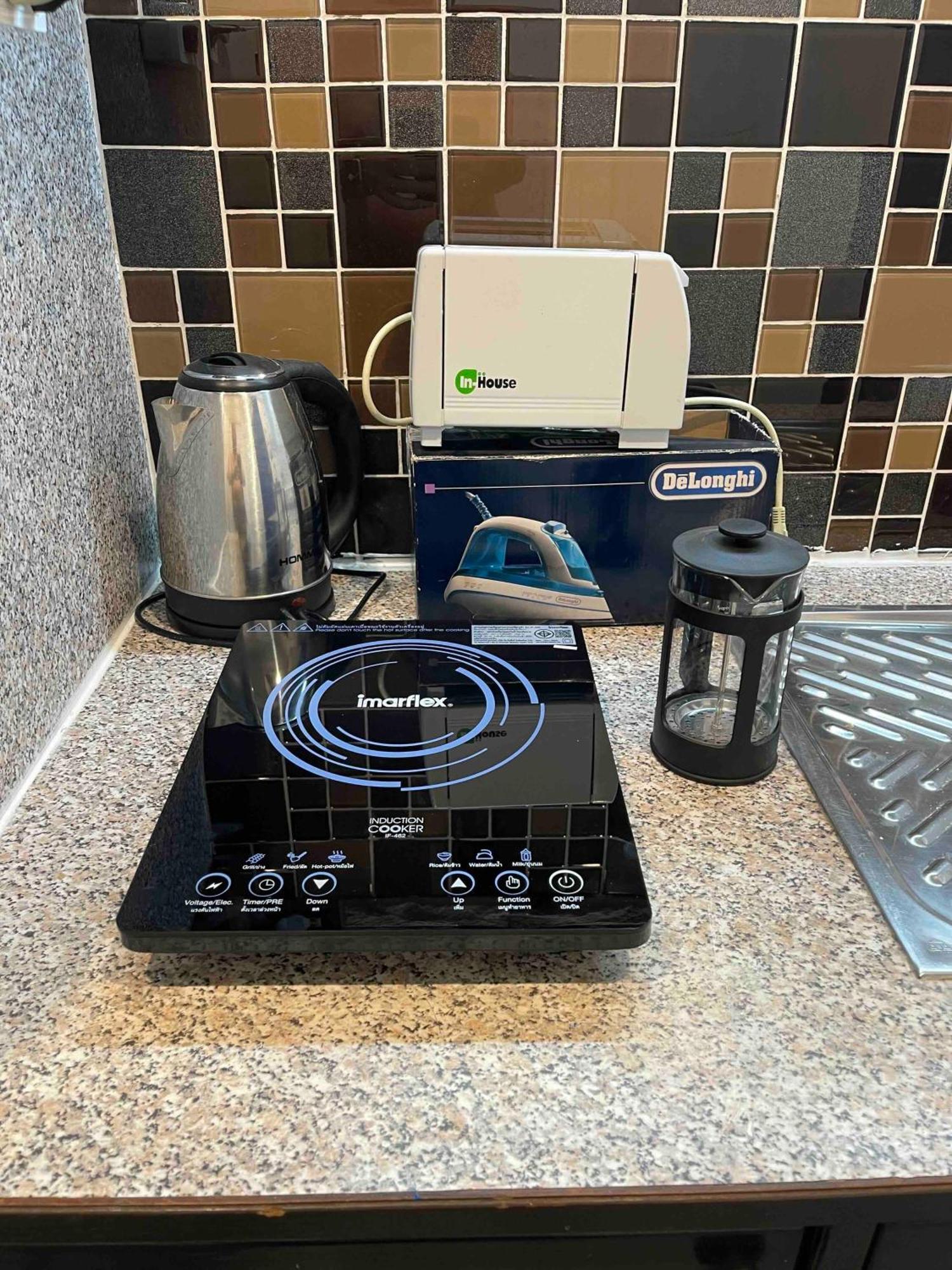 Apartment Furnished Near The *