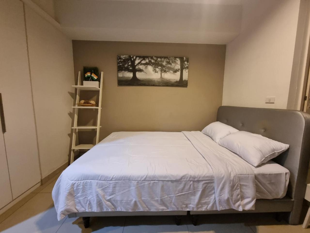 Unixx Near Walking Street Apartment Pattaya