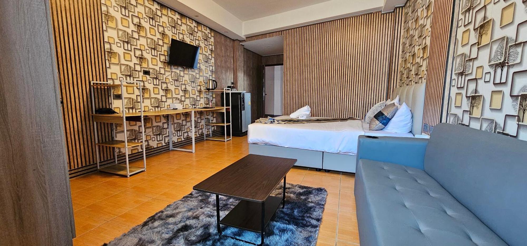Xcess Aparthotel 4*