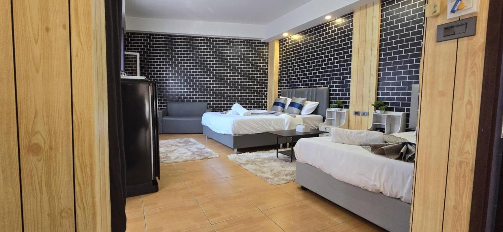 Xcess Aparthotel
