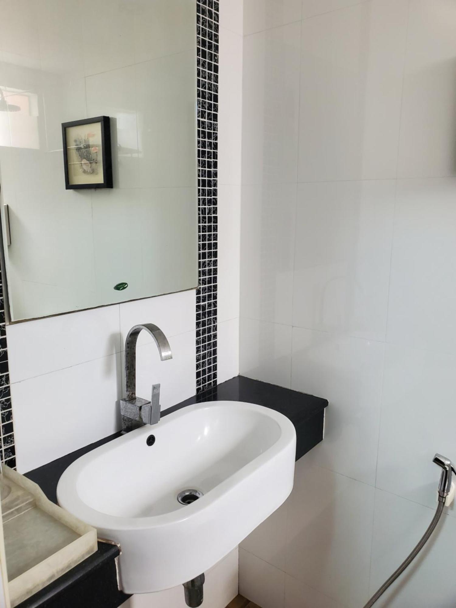 Love hotel The Sports Hub