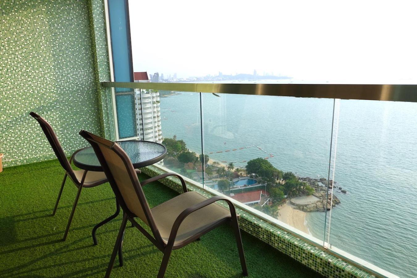 Oceanfront Luxury In With Private And Inifinity Pool - Not A 30 Day Minimum Apartment *