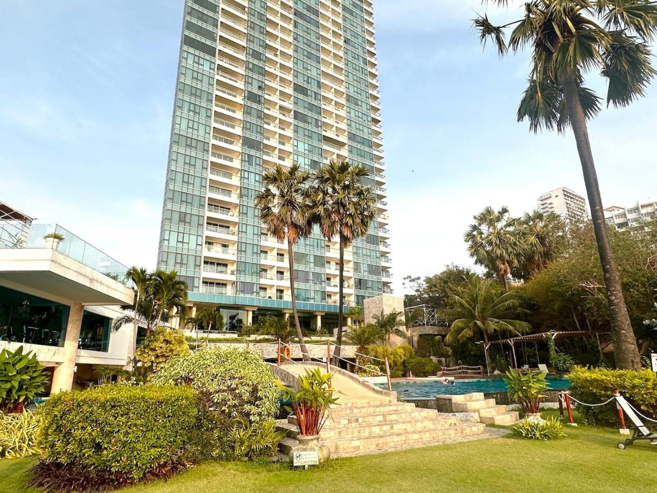 Oceanfront Luxury In With Private And Inifinity Pool - Not A 30 Day Minimum Apartment *