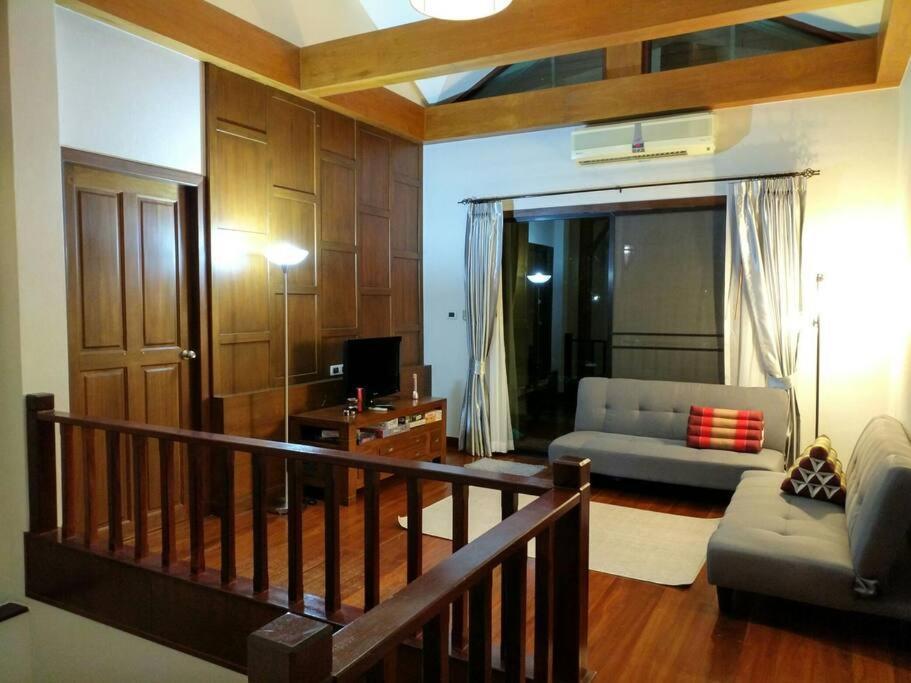 Villa Deluxe Pool Close To And Walking Street!