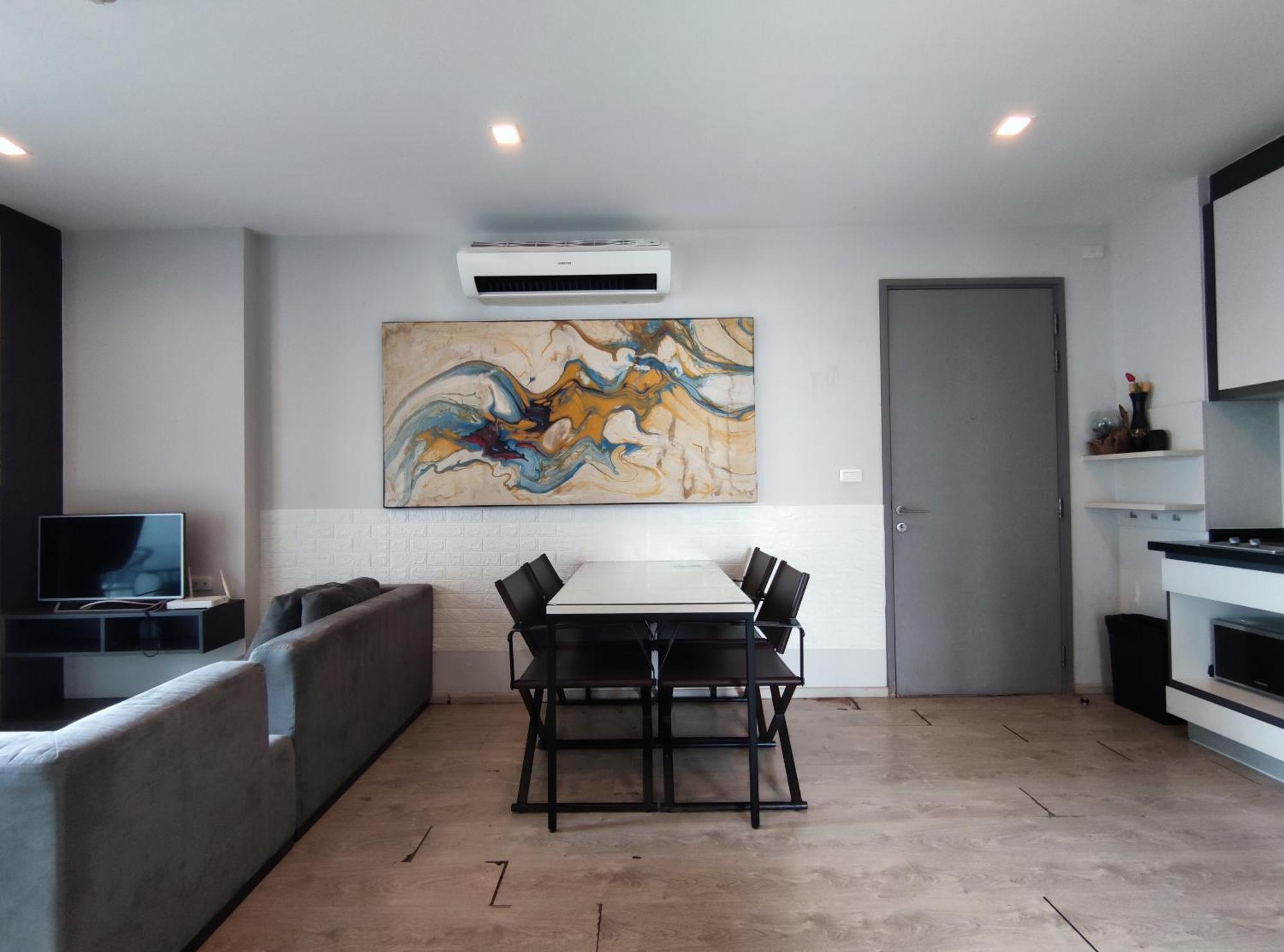 Sea View Rooftop Pool Apartment